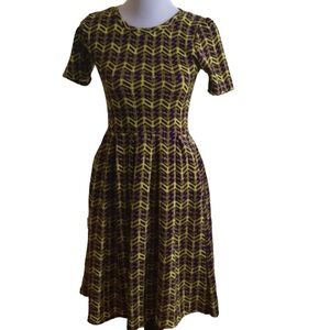 LuLaRoe AMELIA Women’s Dress Wave Pattern Green Black Size XS NWT